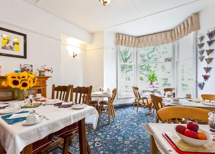 Lyndhurst Guest house Kendal