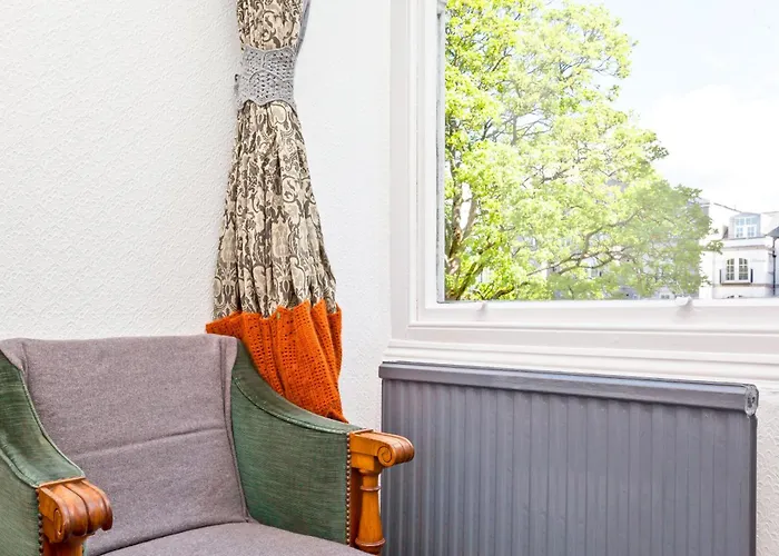 Lyndhurst Guest house Kendal