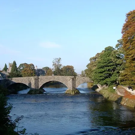 Lyndhurst Guest house Kendal