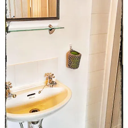 Guest house Lyndhurst 3*