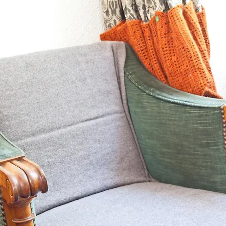 Lyndhurst Πανσιόν Κένταλ